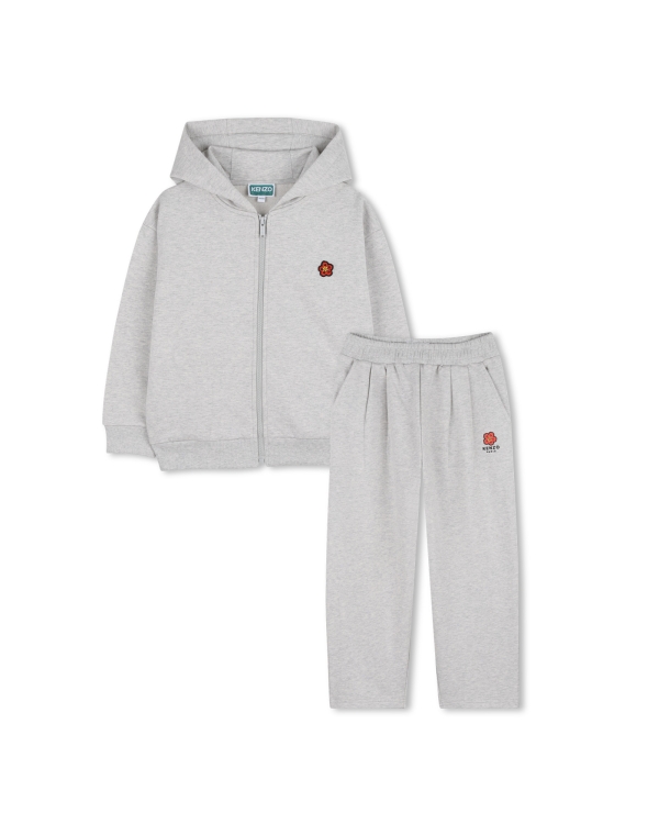 Костюм спортивный